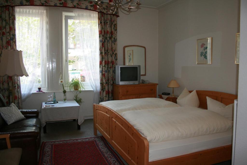 Hotel Zur Krone Bad Pyrmont Εξωτερικό φωτογραφία